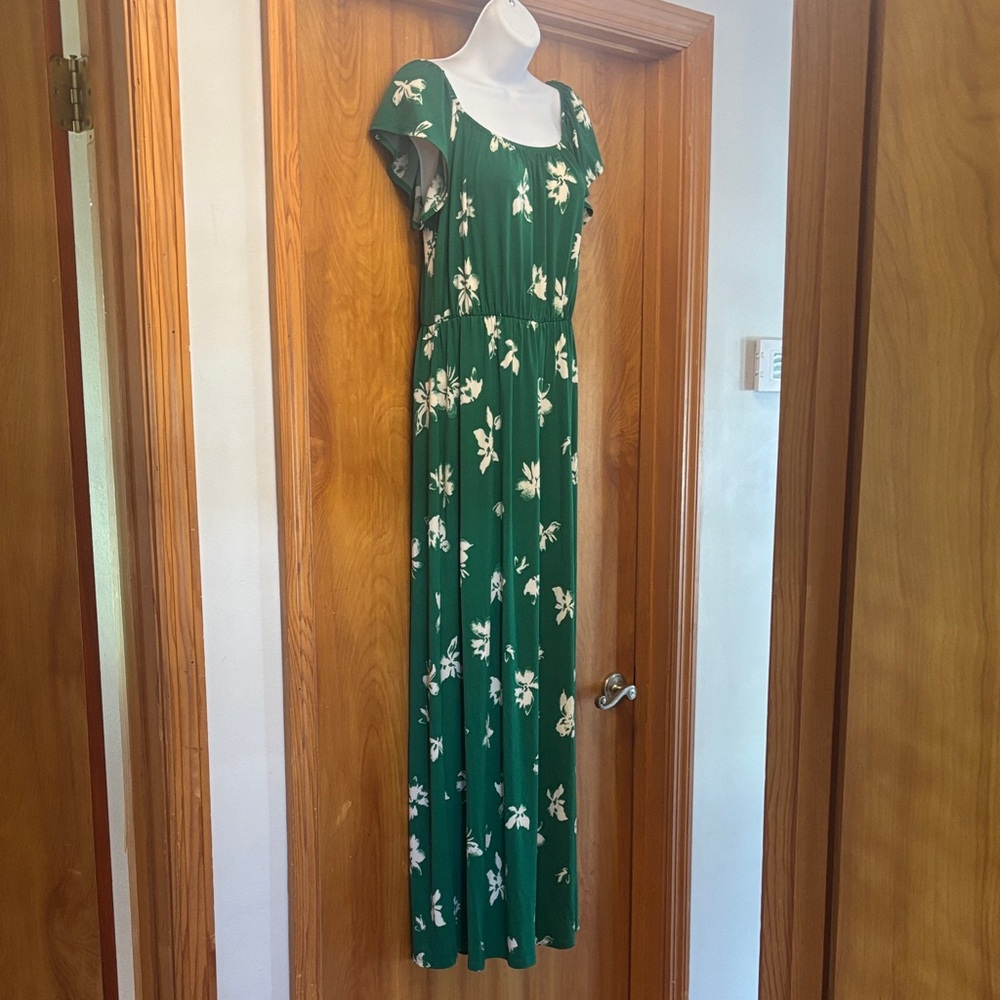 Kaileigh Green Floral Maxi Dress